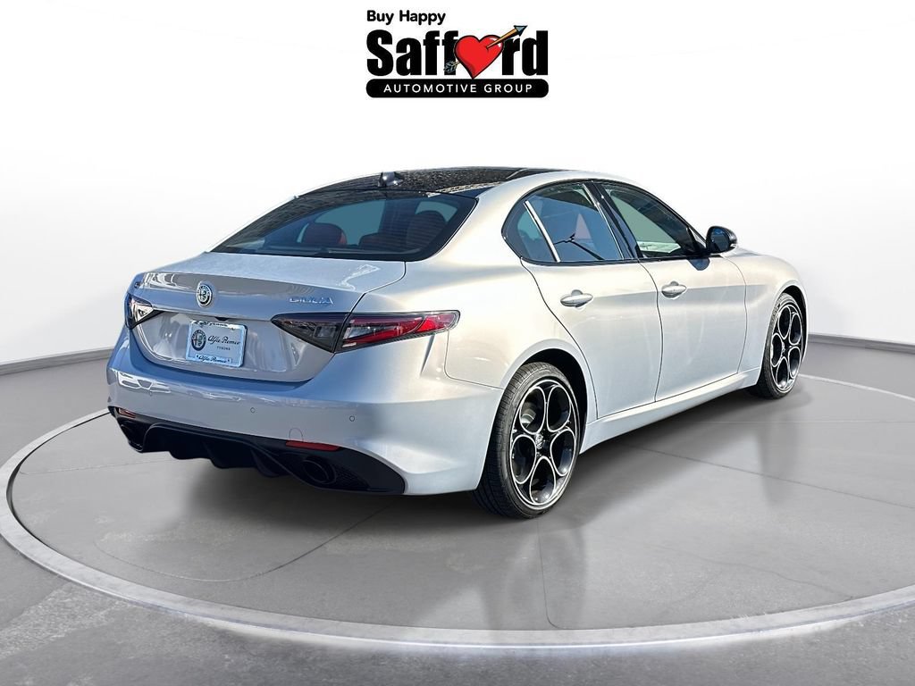 New 2026 Alfa Romeo Giulia AWD image 10