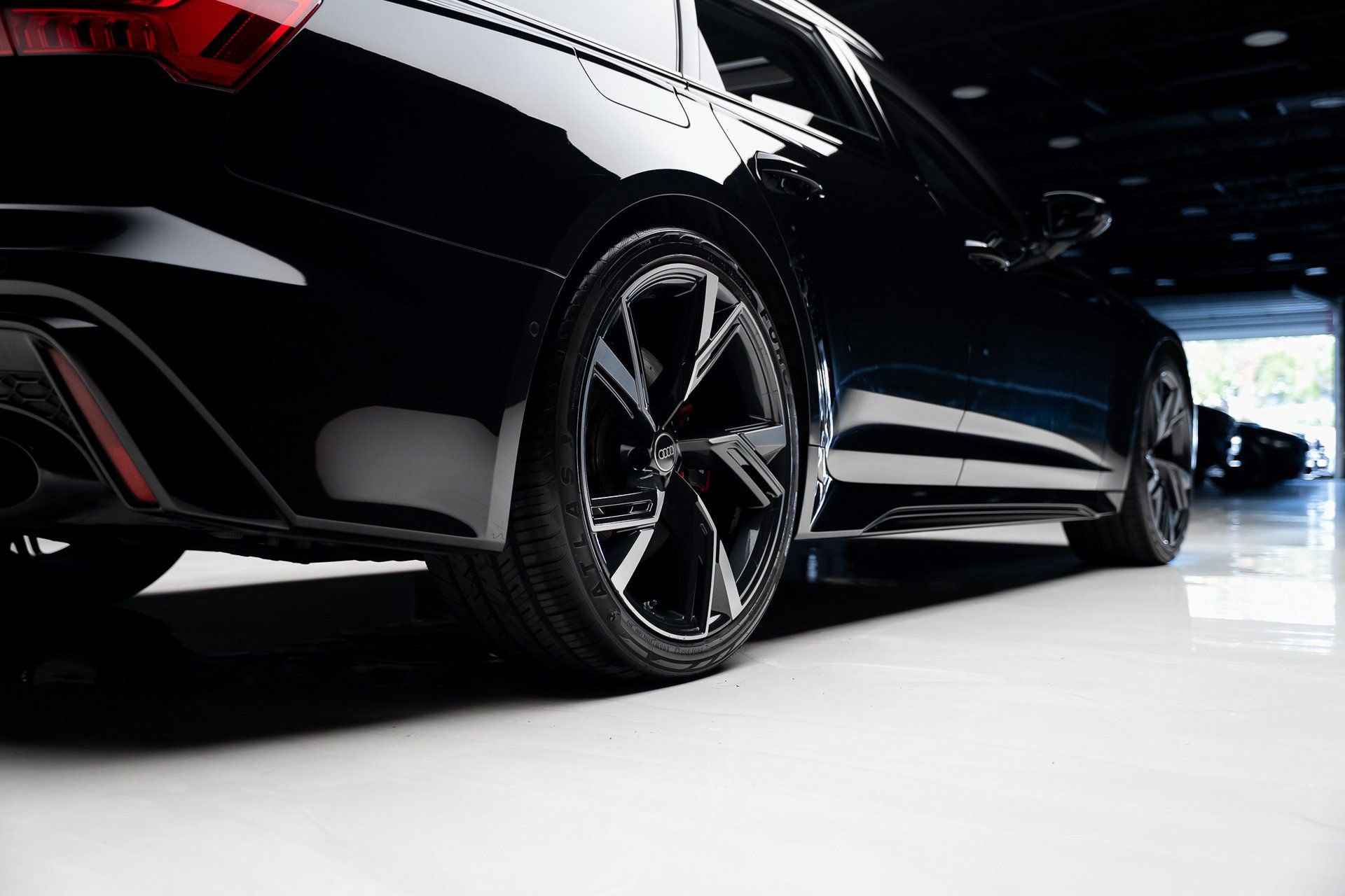 Used 2022 Audi RS 6 AWD/4WD image 76