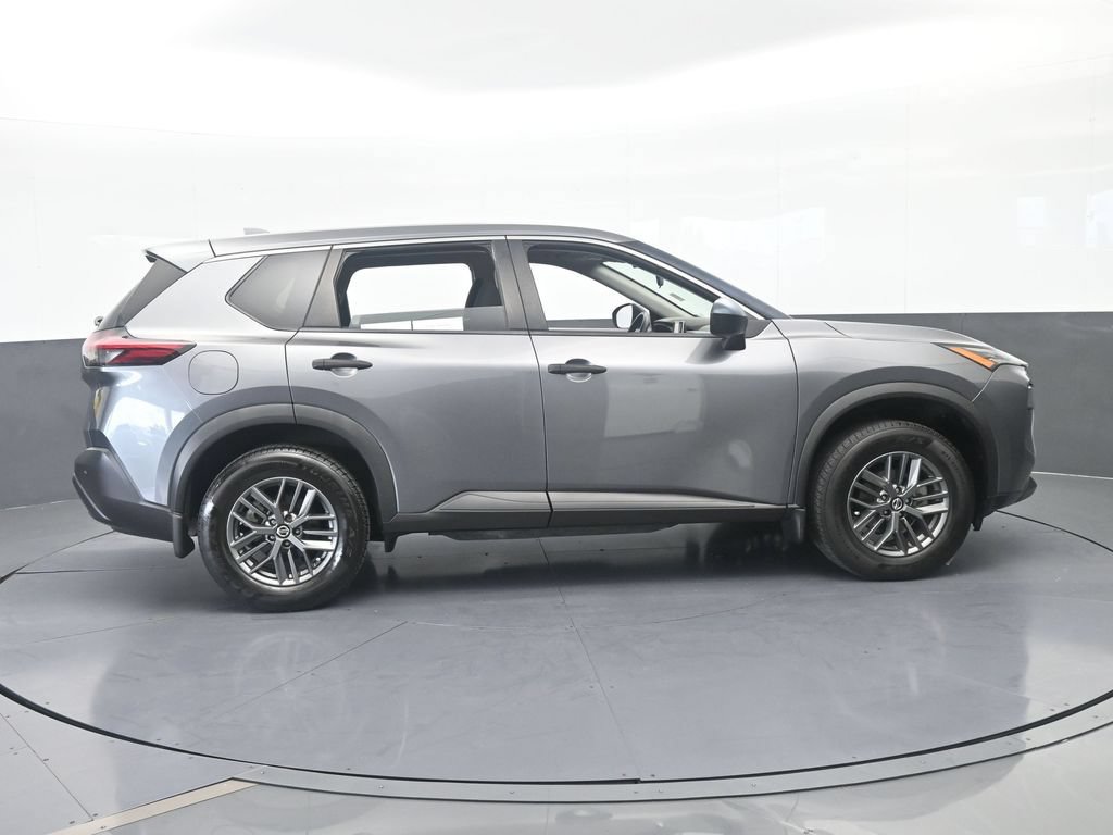 Used 2021 Nissan Rogue S FWD image 7