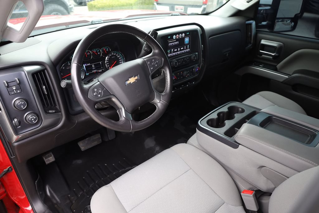 Used 2018 Chevrolet Silverado 2500 LT w/ All Star Edition AWD/4WD image 12