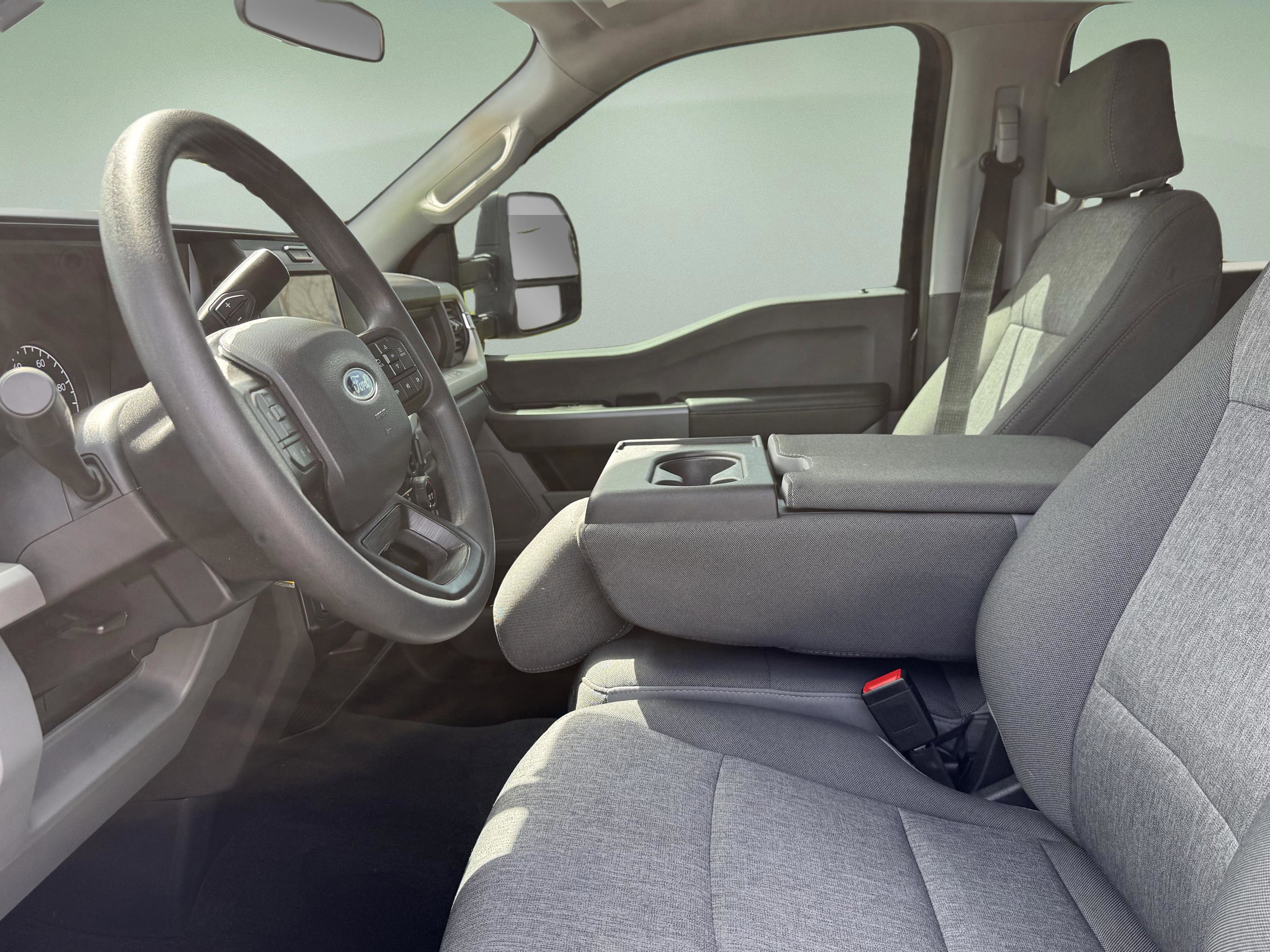 Used 2025 Ford F250 XL w/ STX Appearance Package image 19