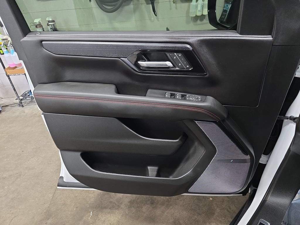 Certified 2026 GMC Yukon AT4 Ultimate AWD/4WD image 29