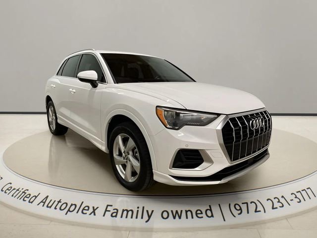 Used 2020 Audi Q3 2.0T Premium w/ Convenience Package image 5