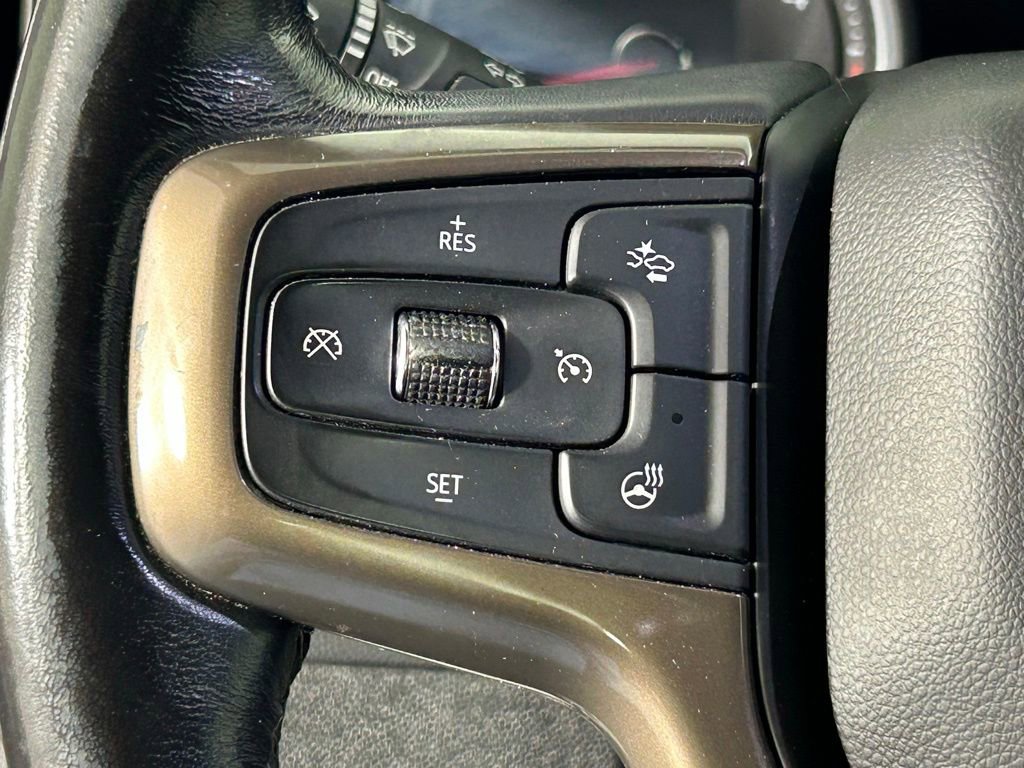 Used 2022 Chevrolet Silverado 3500 High Country AWD/4WD image 25