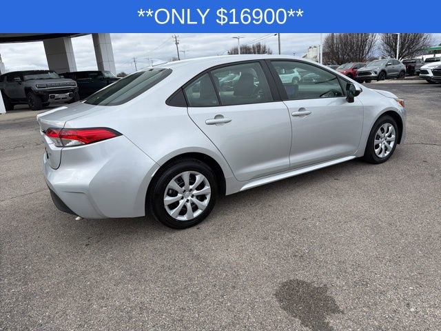 Used 2024 Toyota Corolla LE image 13