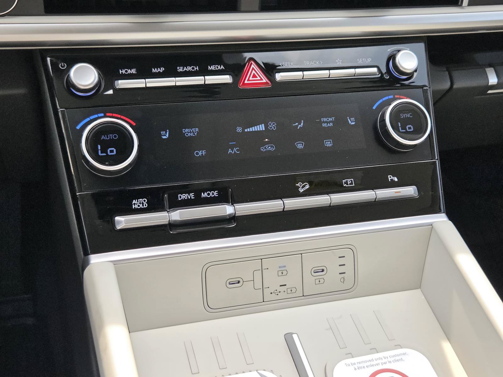 New 2027 Hyundai Santa Fe SEL FWD image 19