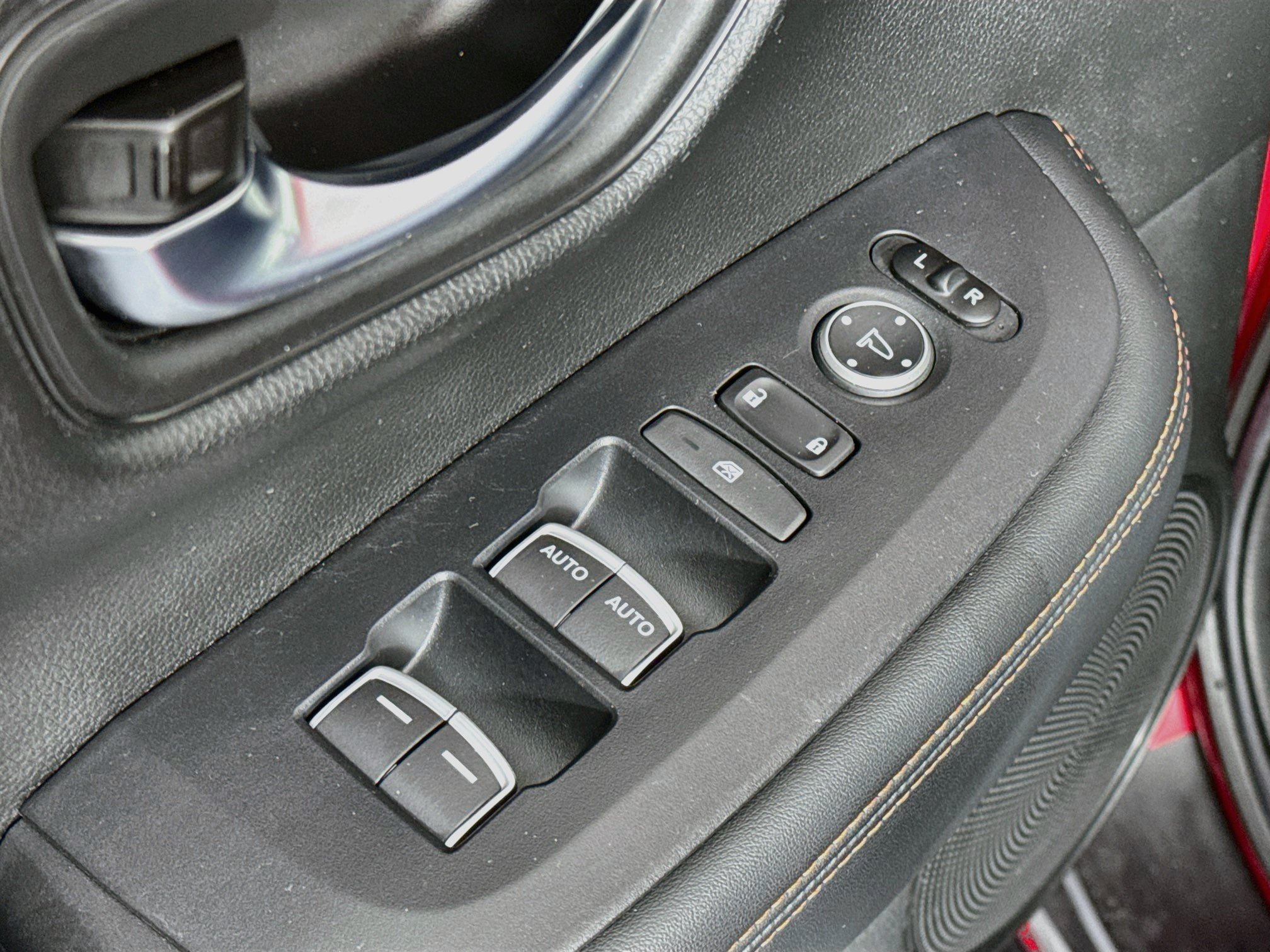 Certified 2023 Honda HR-V Sport image 17