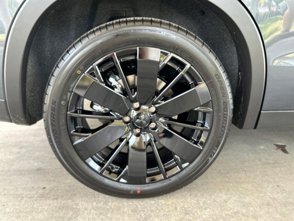 New 2026 Mitsubishi Outlander LE FWD image 19
