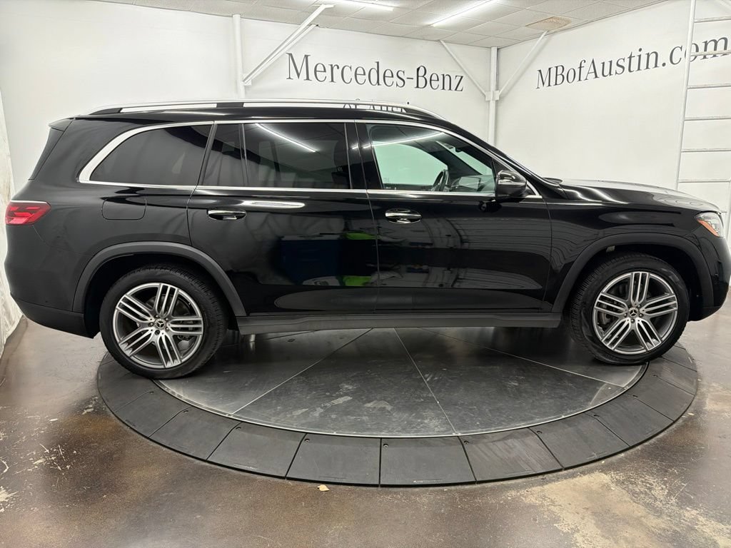 Used 2024 Mercedes-Benz GLS 450 4MATIC image 8
