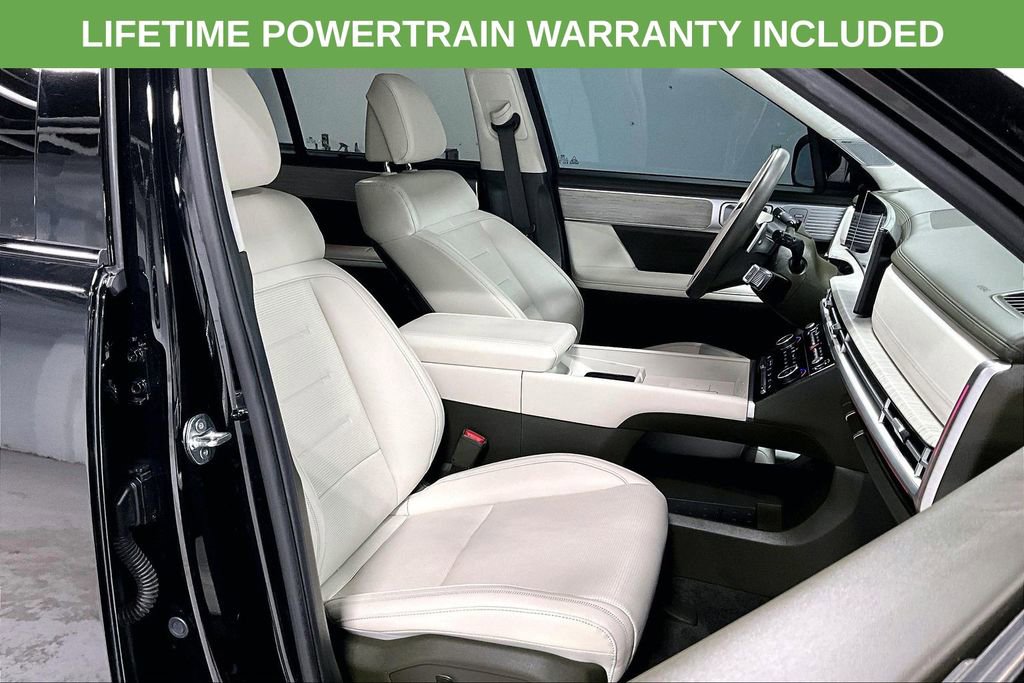 Used 2025 Hyundai Santa Fe Calligraphy image 10