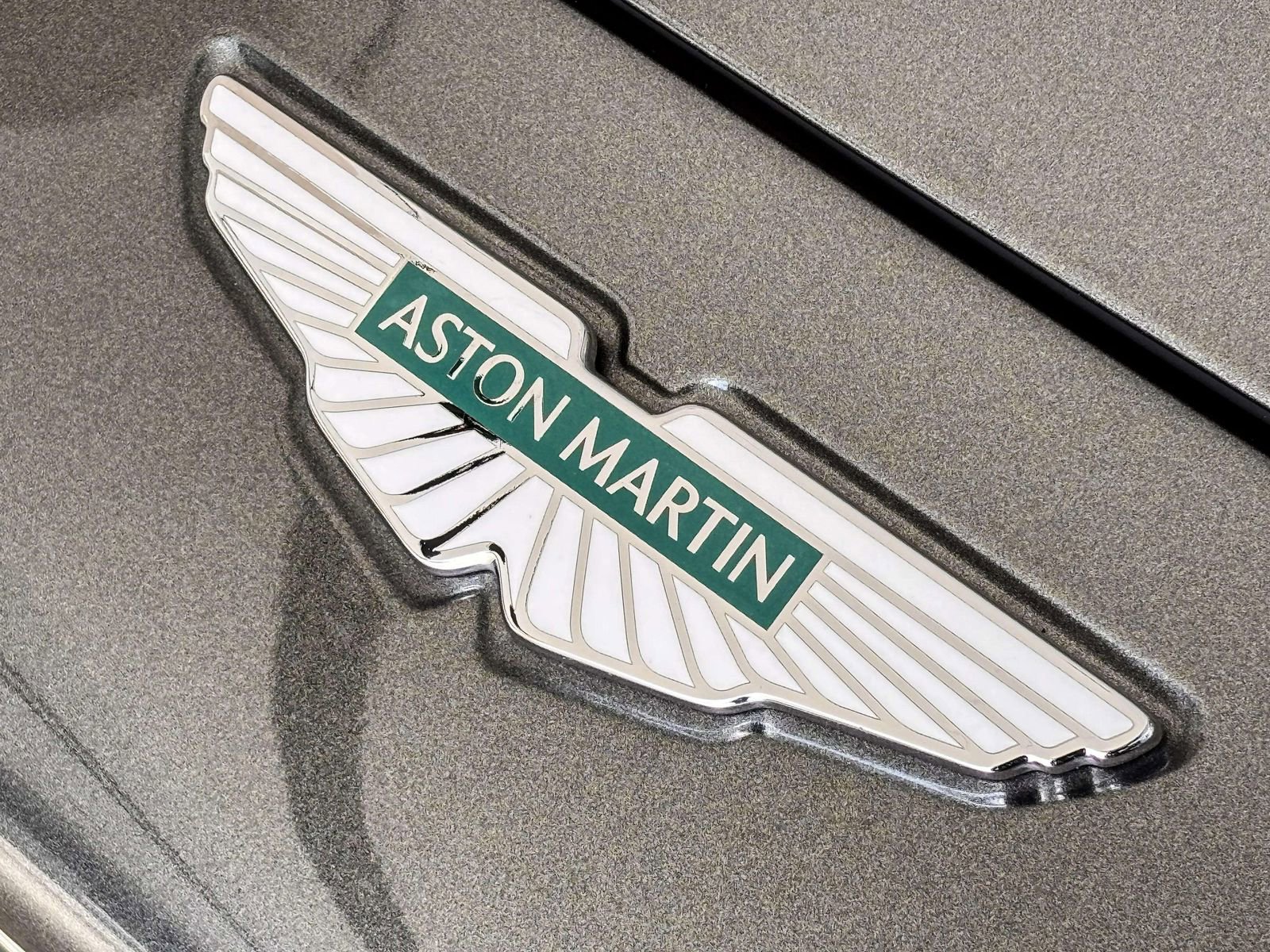 Used 2025 Aston Martin DBX 707 image 52