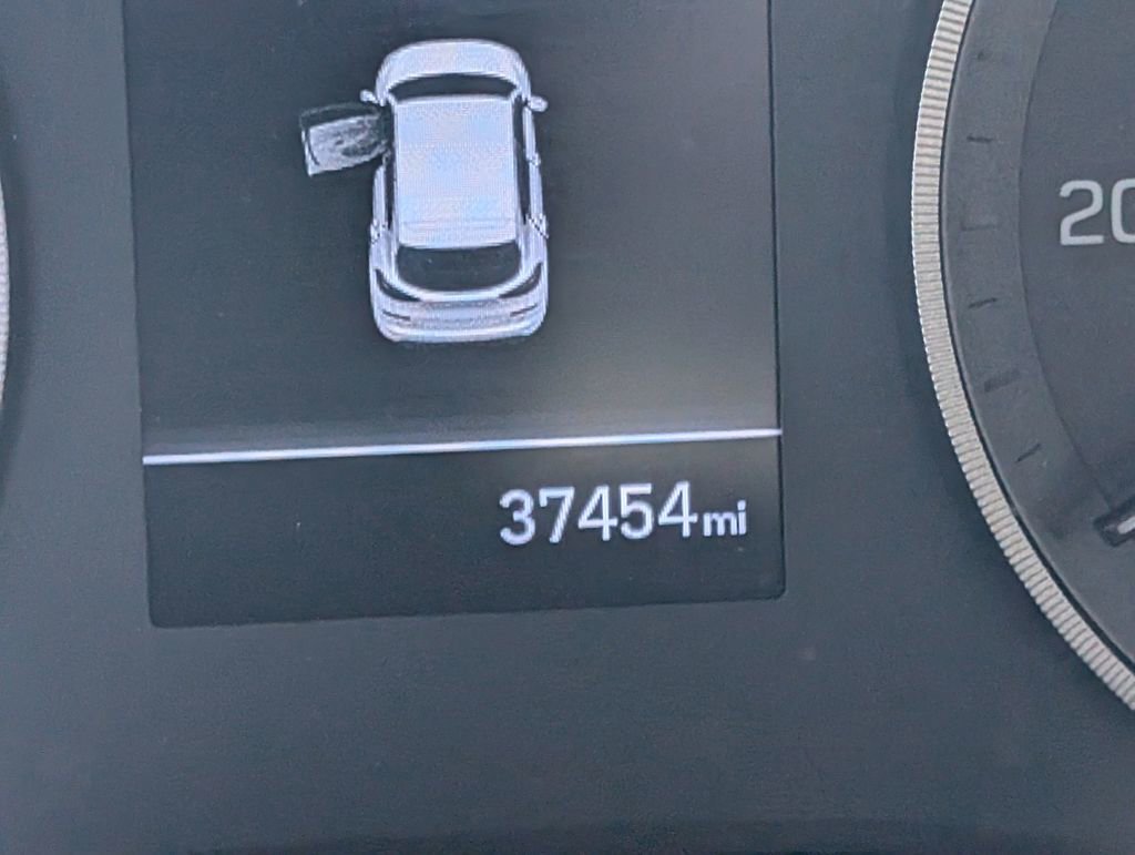 Used 2020 Hyundai Tucson SEL w/ Winter Weather Package image 15