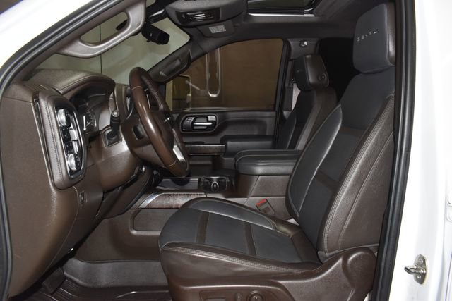 Used 2023 GMC Sierra 3500 Denali w/ Denali Ultimate Package AWD/4WD image 14