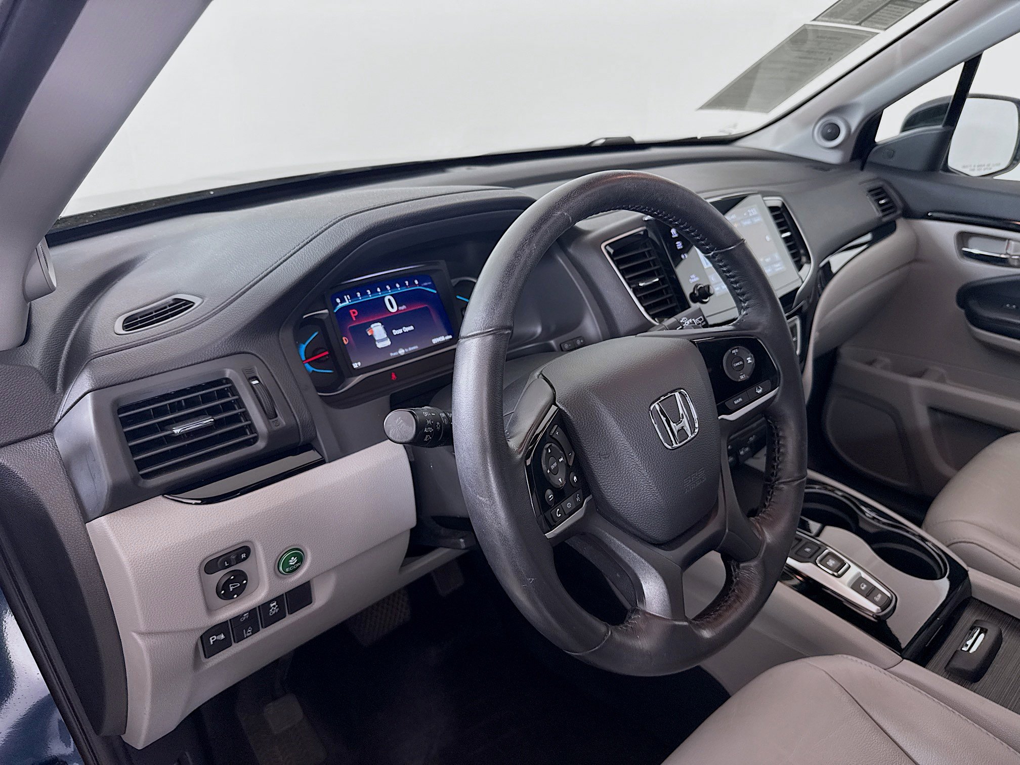 Used 2020 Honda Pilot Touring image 9