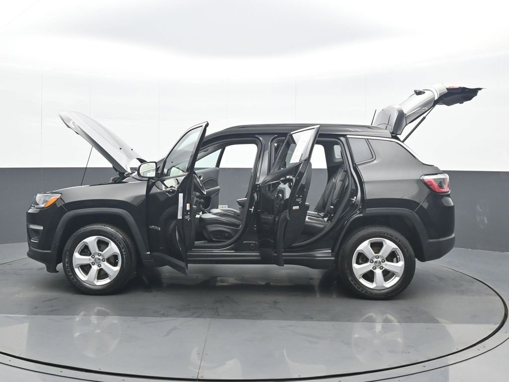Used 2018 Jeep Compass Latitude w/ Popular Equipment Group image 37