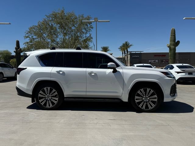 New 2026 Lexus LX 700h Luxury image 8