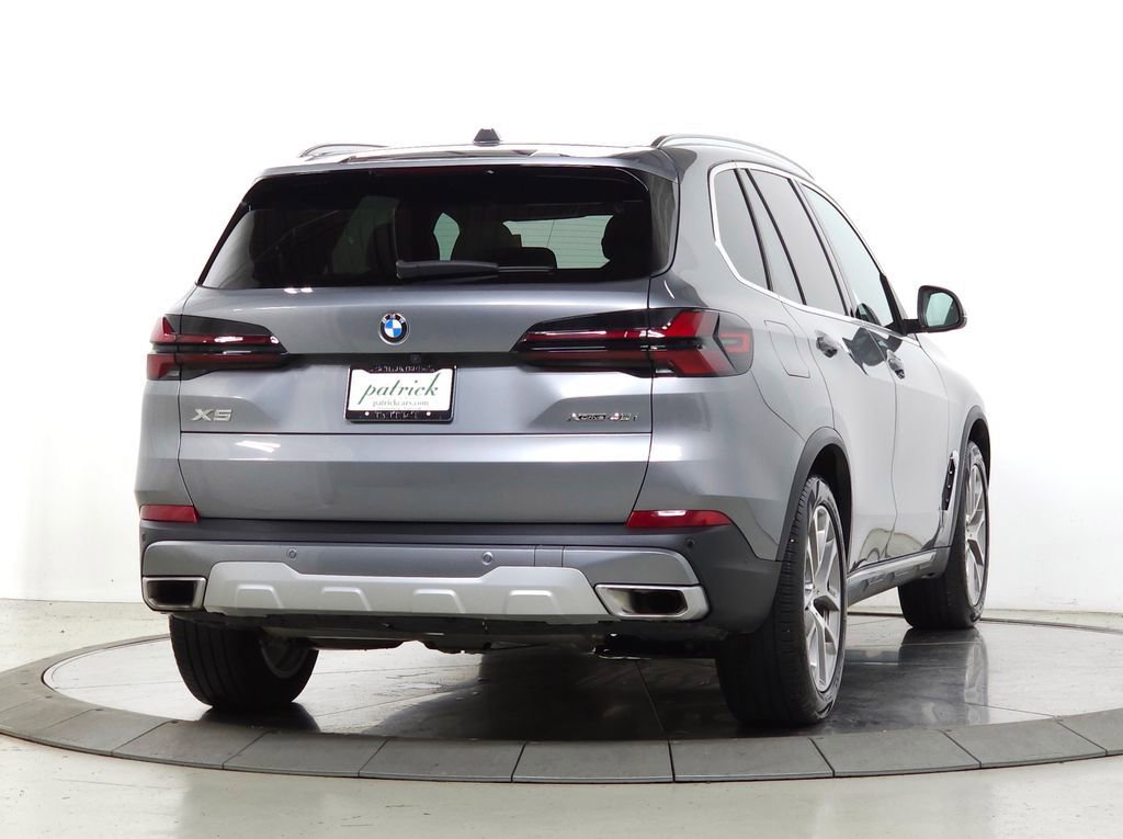 Used 2024 BMW X5 xDrive40i image 11