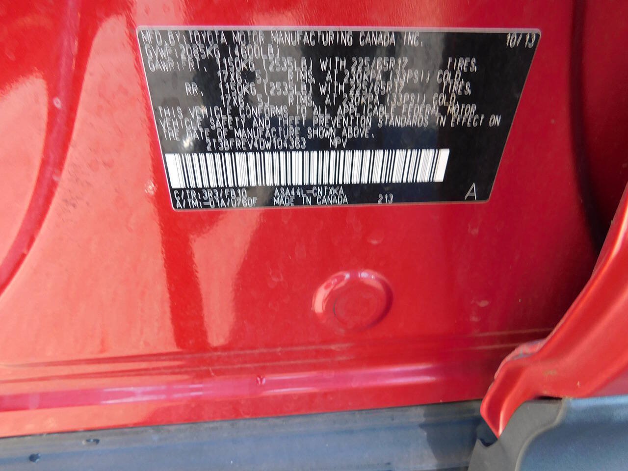 Used 2013 Toyota RAV4 LE AWD/4WD image 38