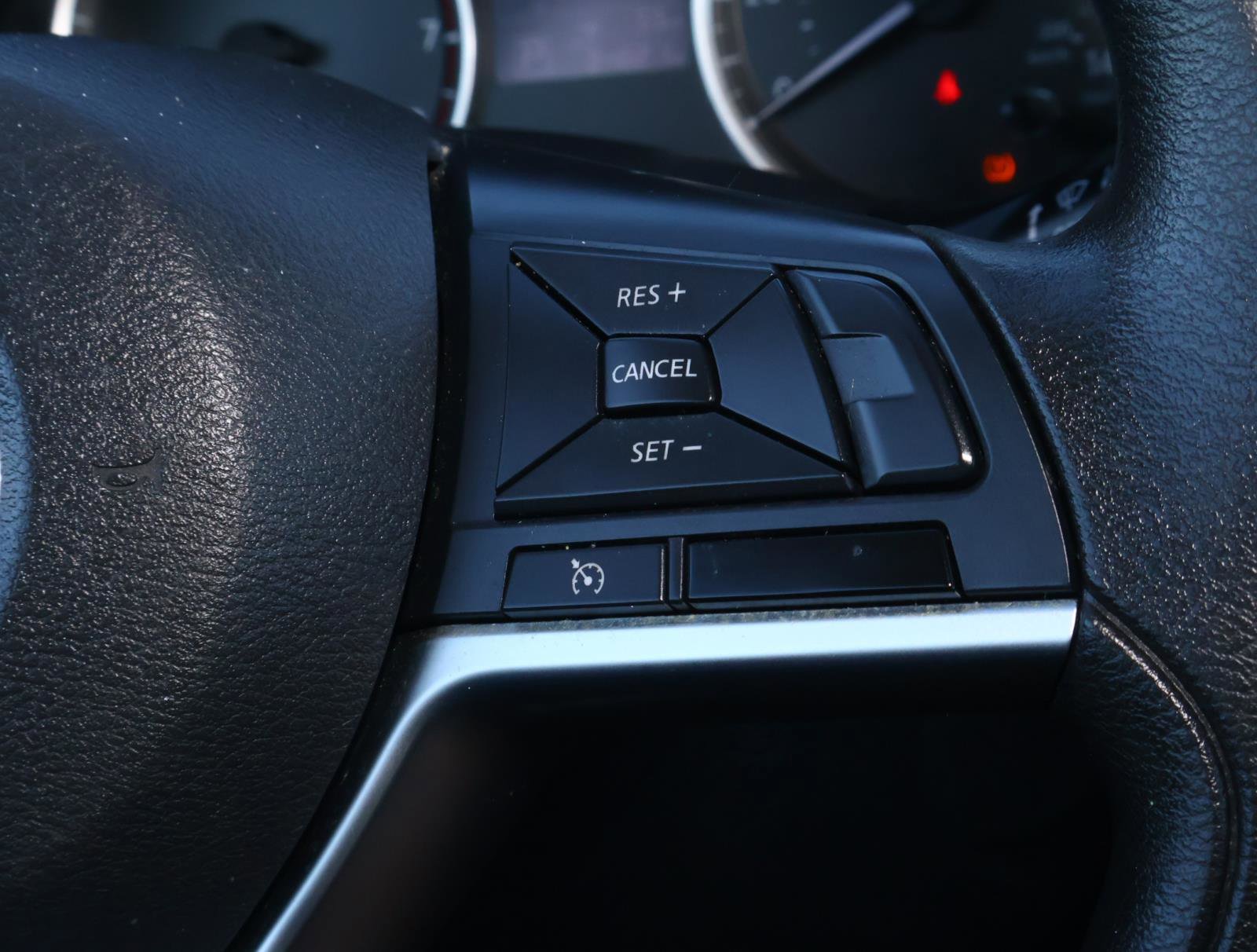 Used 2022 Nissan Kicks S image 22