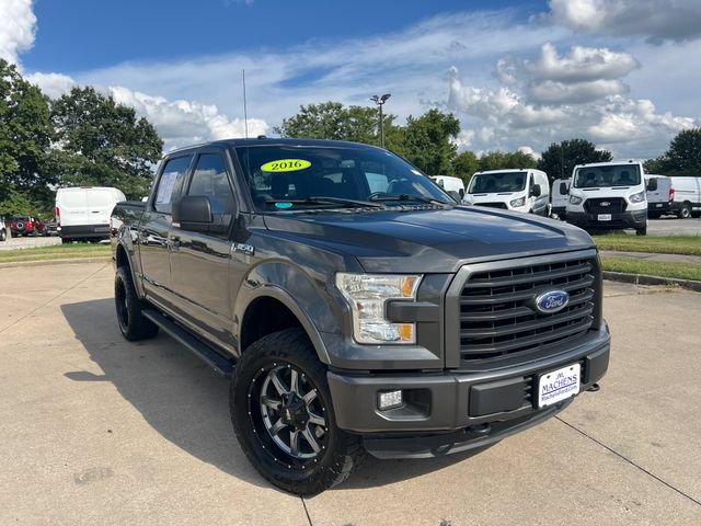 Used 2016 Ford F150 XLT w/ Equipment Group 302A Luxury AWD/4WD image 11