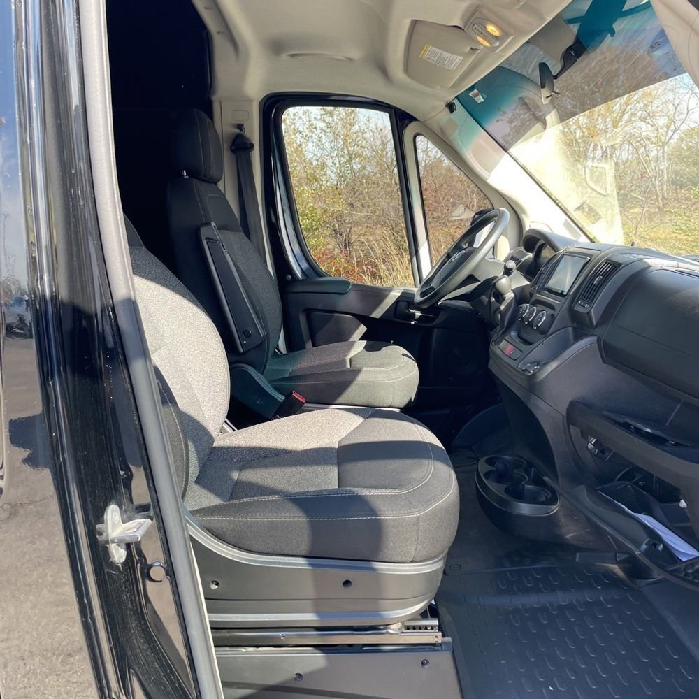 Used 2021 RAM ProMaster 2500 image 8