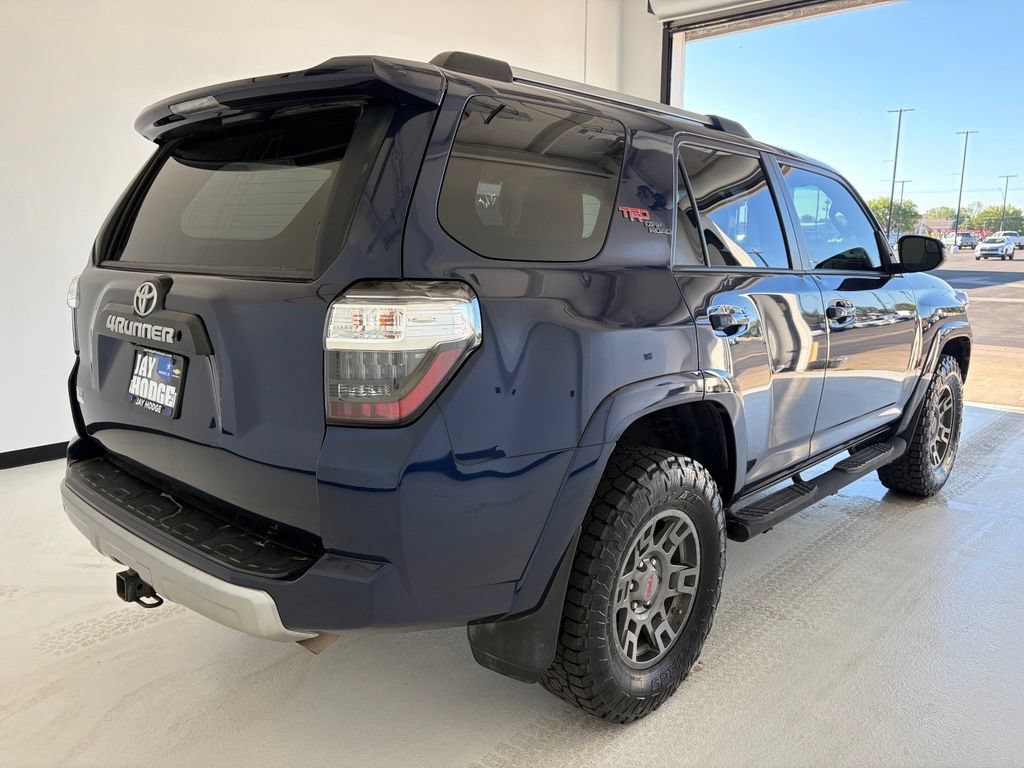 Used 2018 Toyota 4Runner TRD Off-Road AWD/4WD image 20
