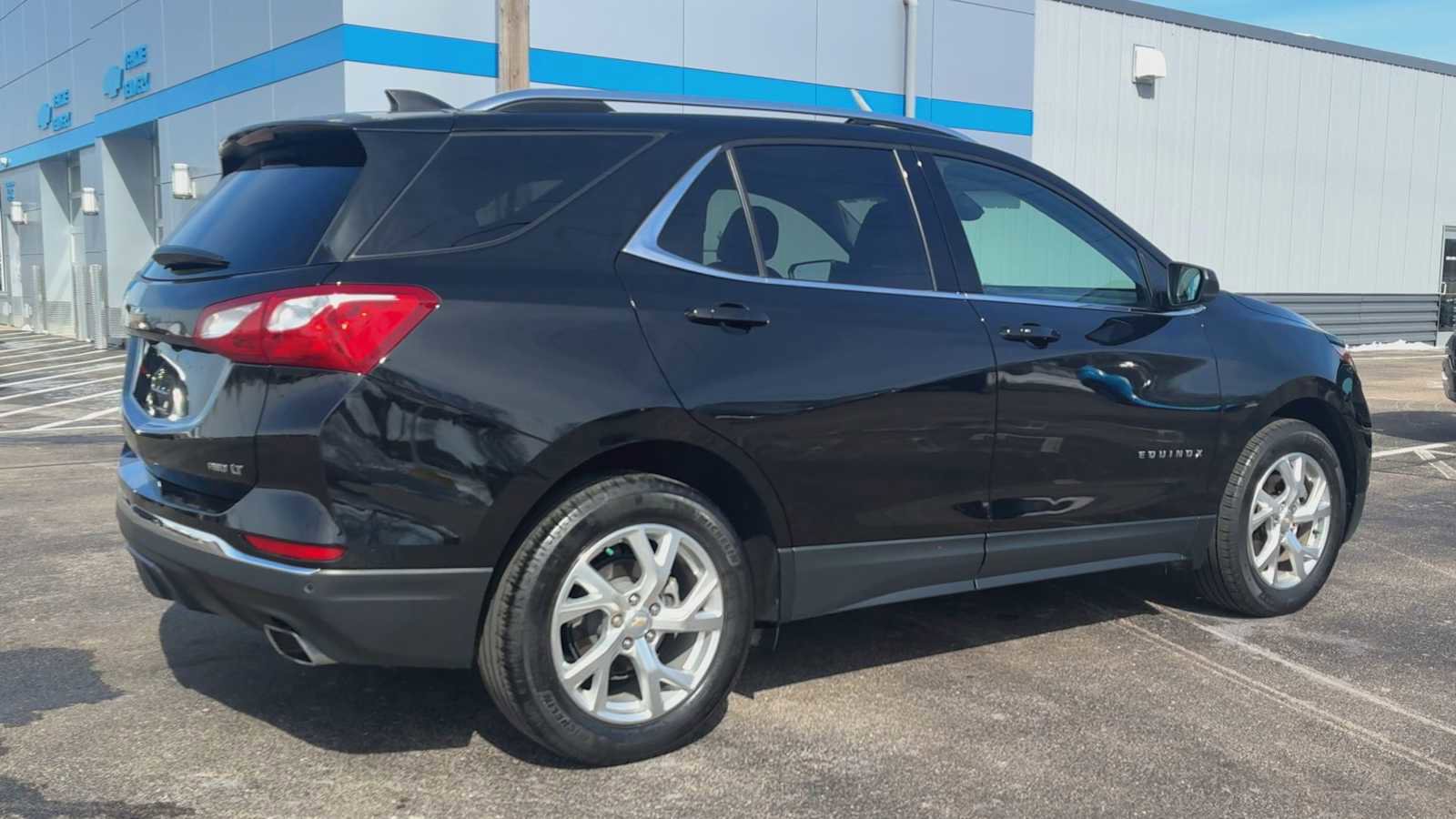 Certified 2020 Chevrolet Equinox LT image 2
