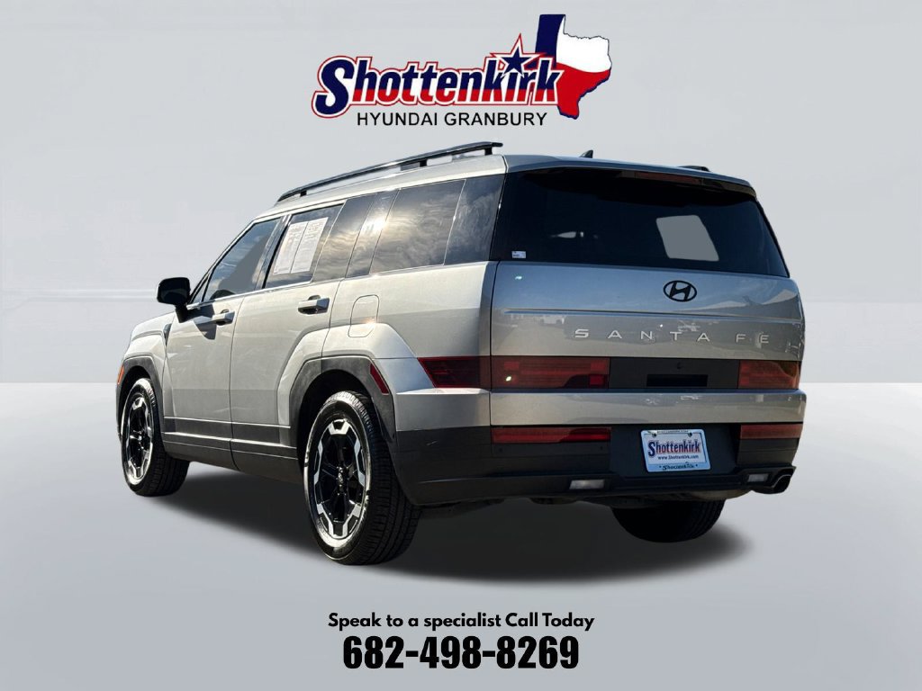 Used 2024 Hyundai Santa Fe SEL FWD image 8