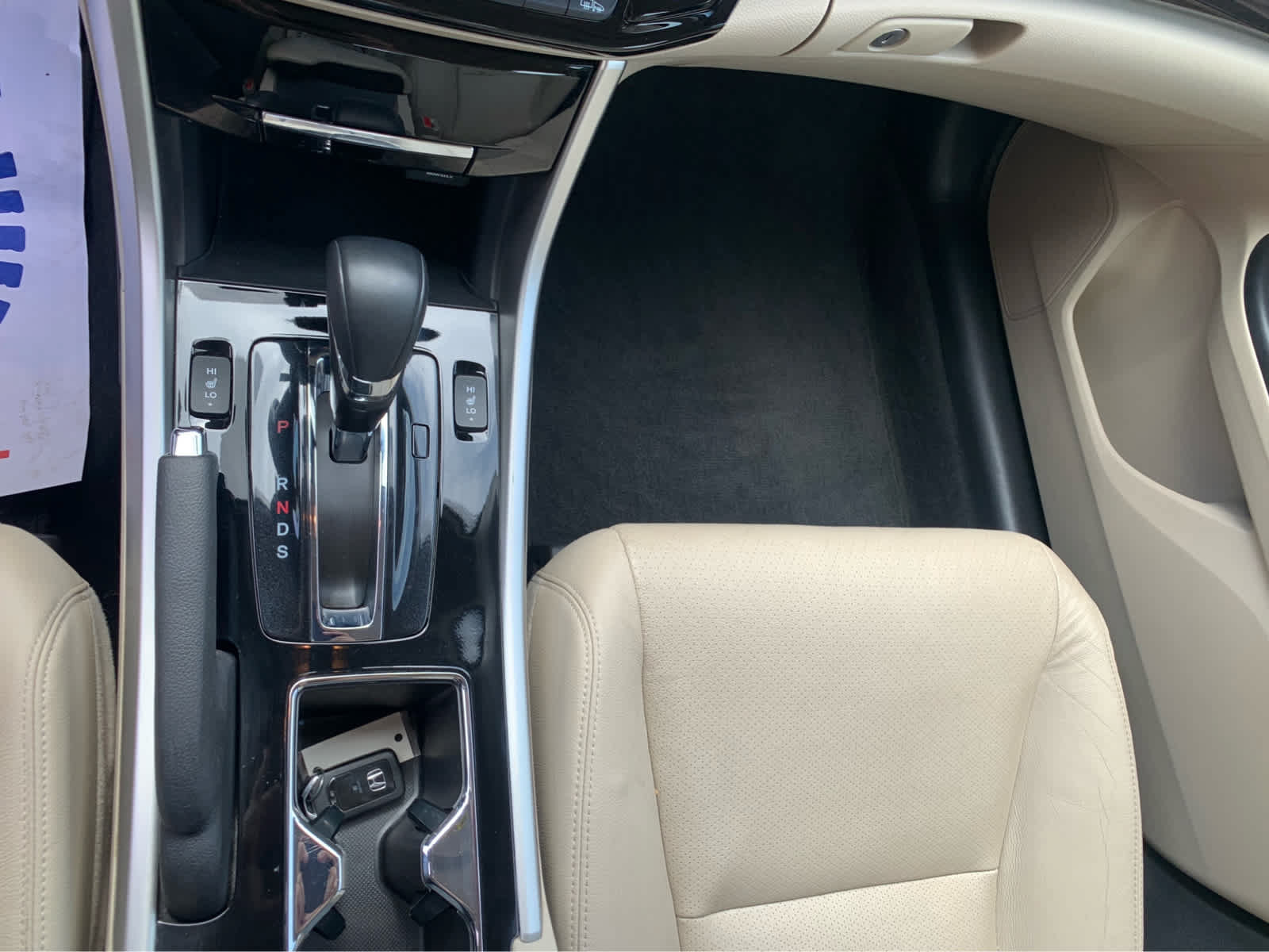 Used 2017 Honda Accord Touring image 19