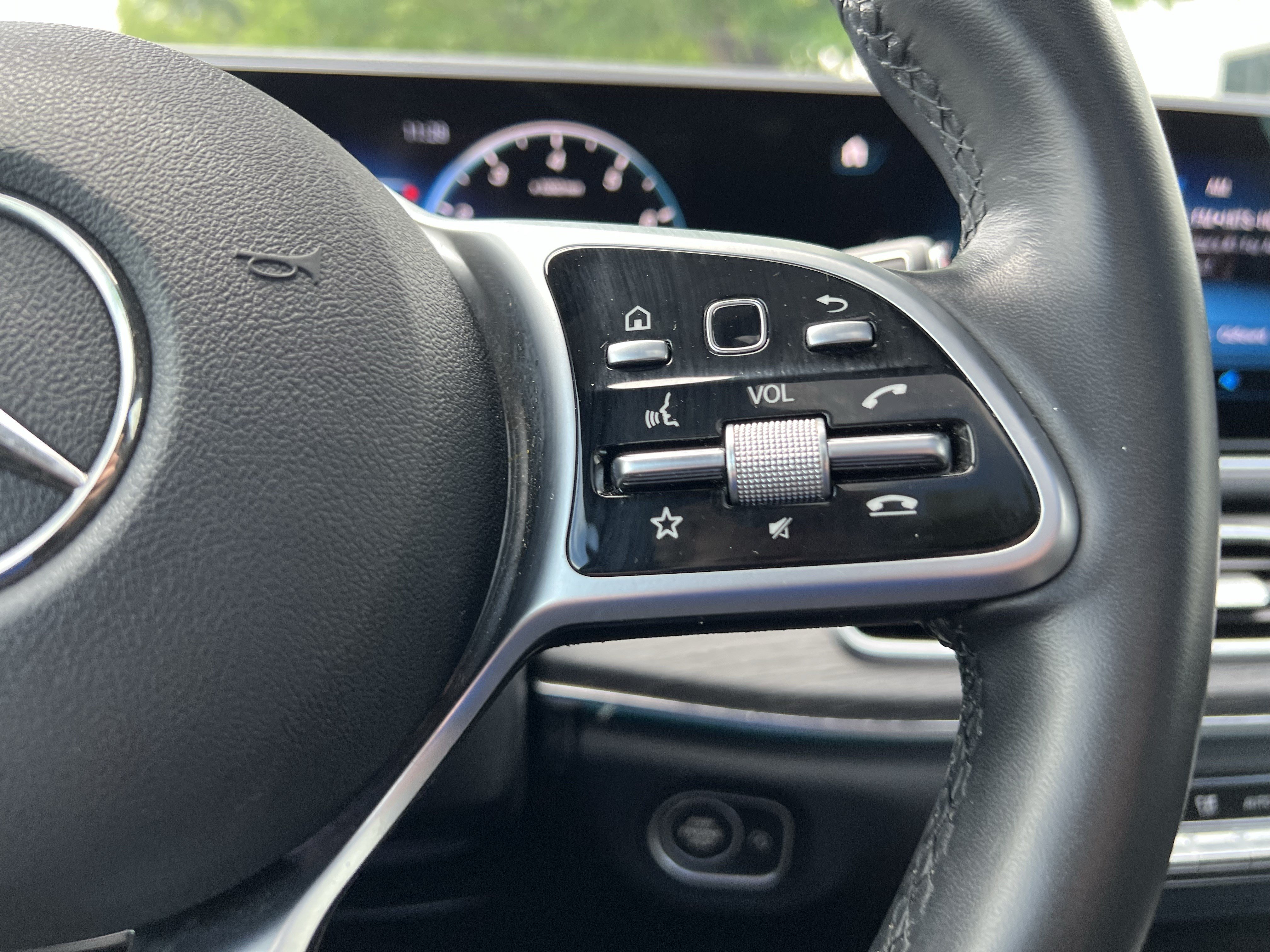 Certified 2022 Mercedes-Benz GLE 350 4MATIC image 20