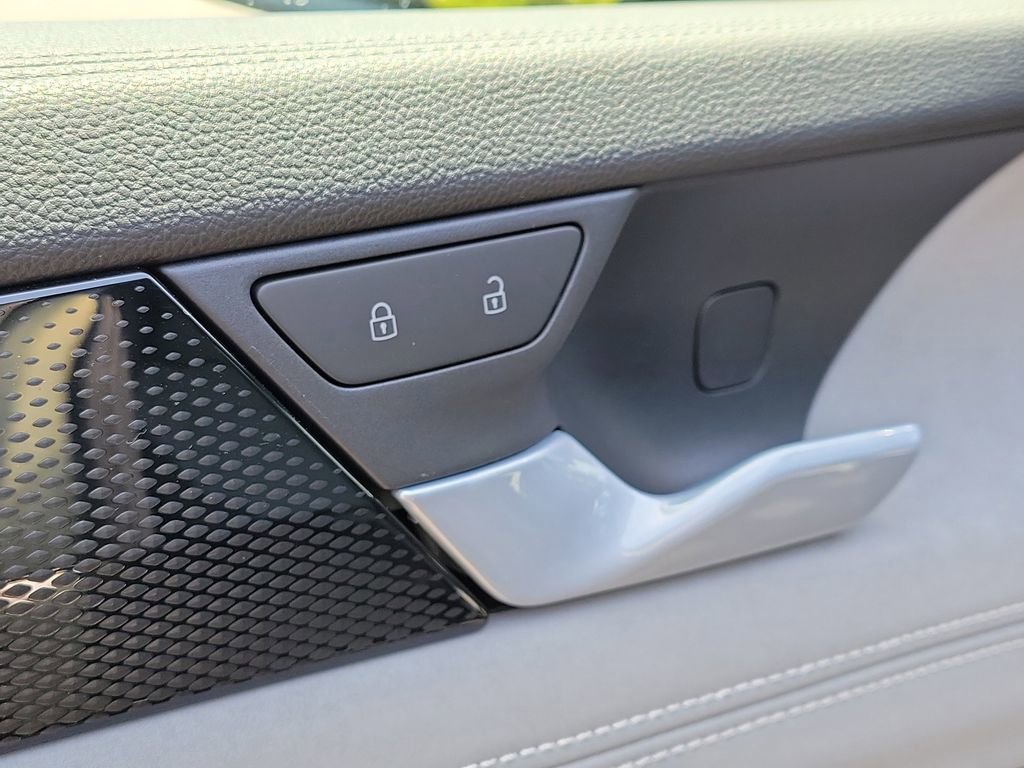 New 2026 Volkswagen Tiguan SE R-Line image 14