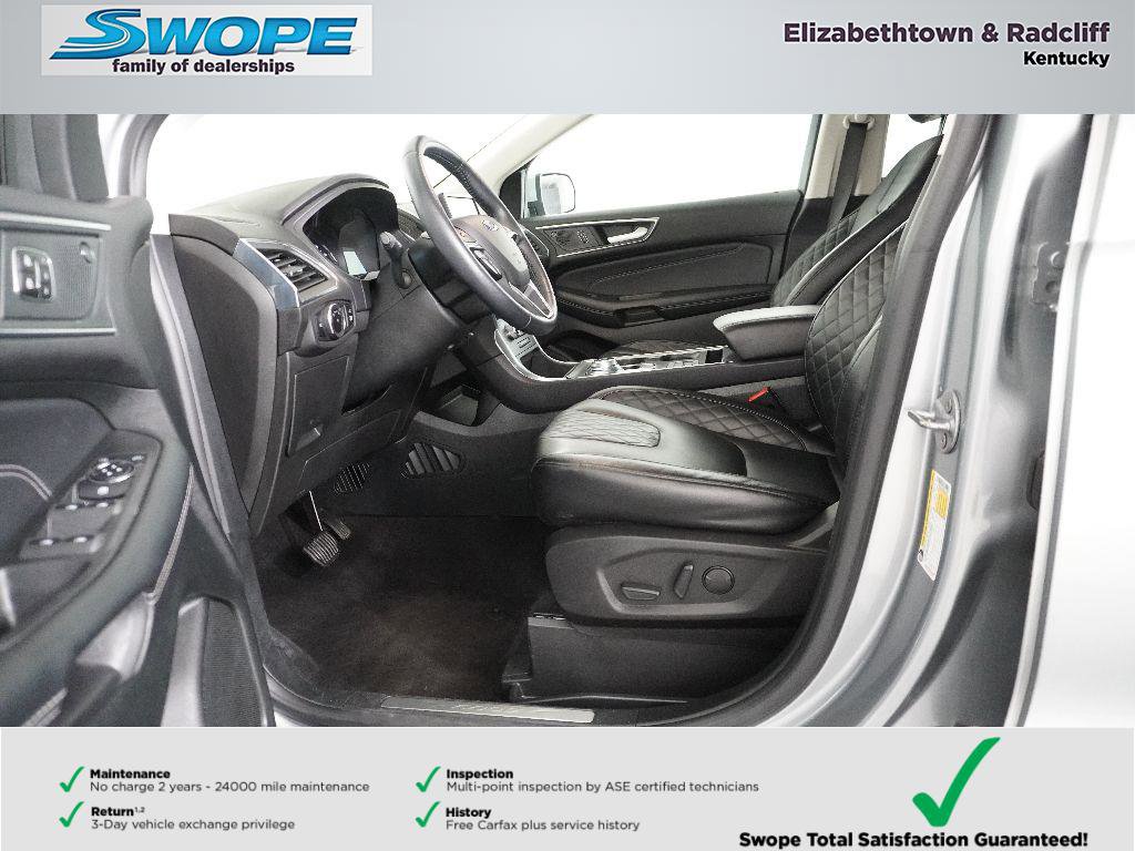 Used 2024 Ford Edge Titanium image 12
