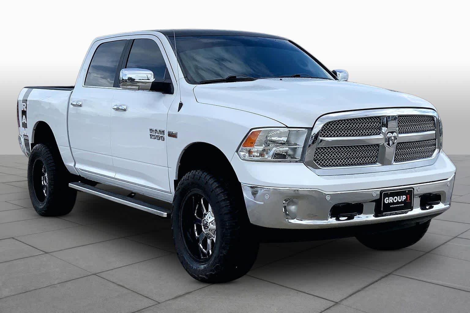 Used 2018 RAM 1500 Lone Star AWD/4WD image 2