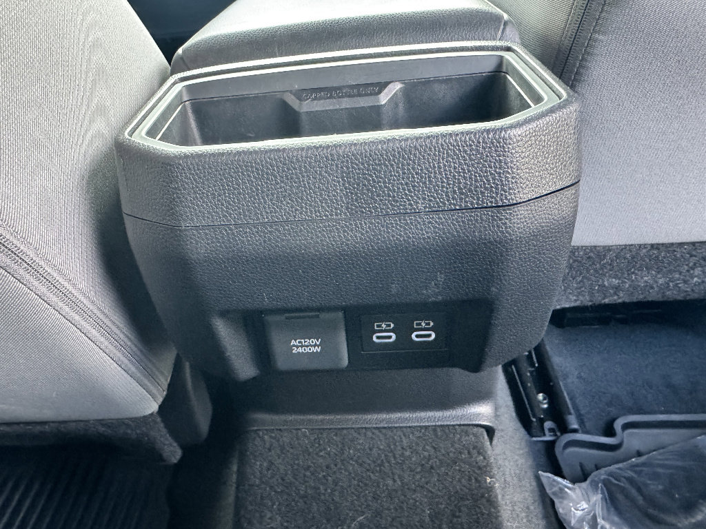 Used 2025 Toyota Tacoma TRD Sport AWD/4WD image 12