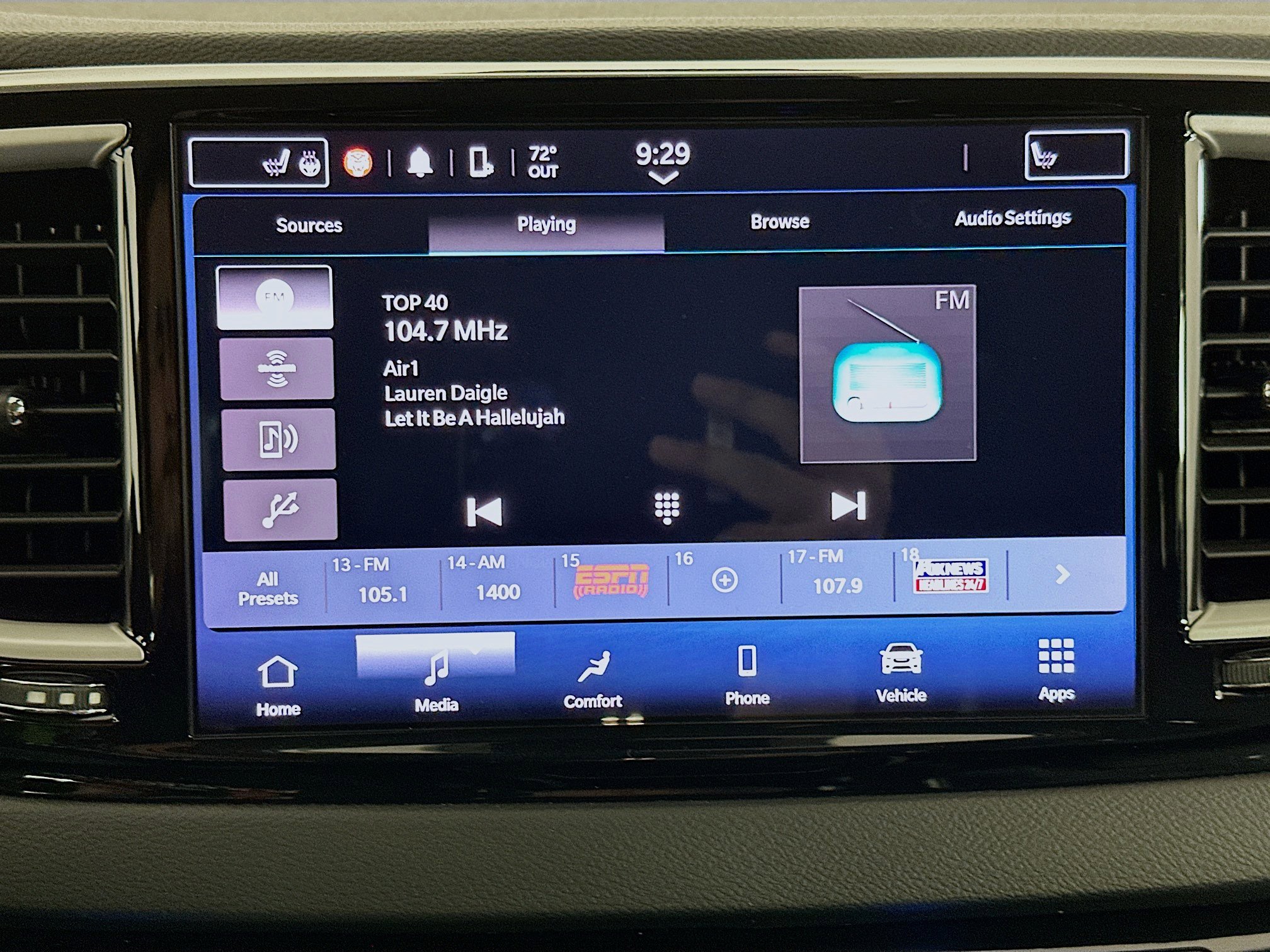 Used 2022 Chrysler Pacifica Touring-L FWD image 21