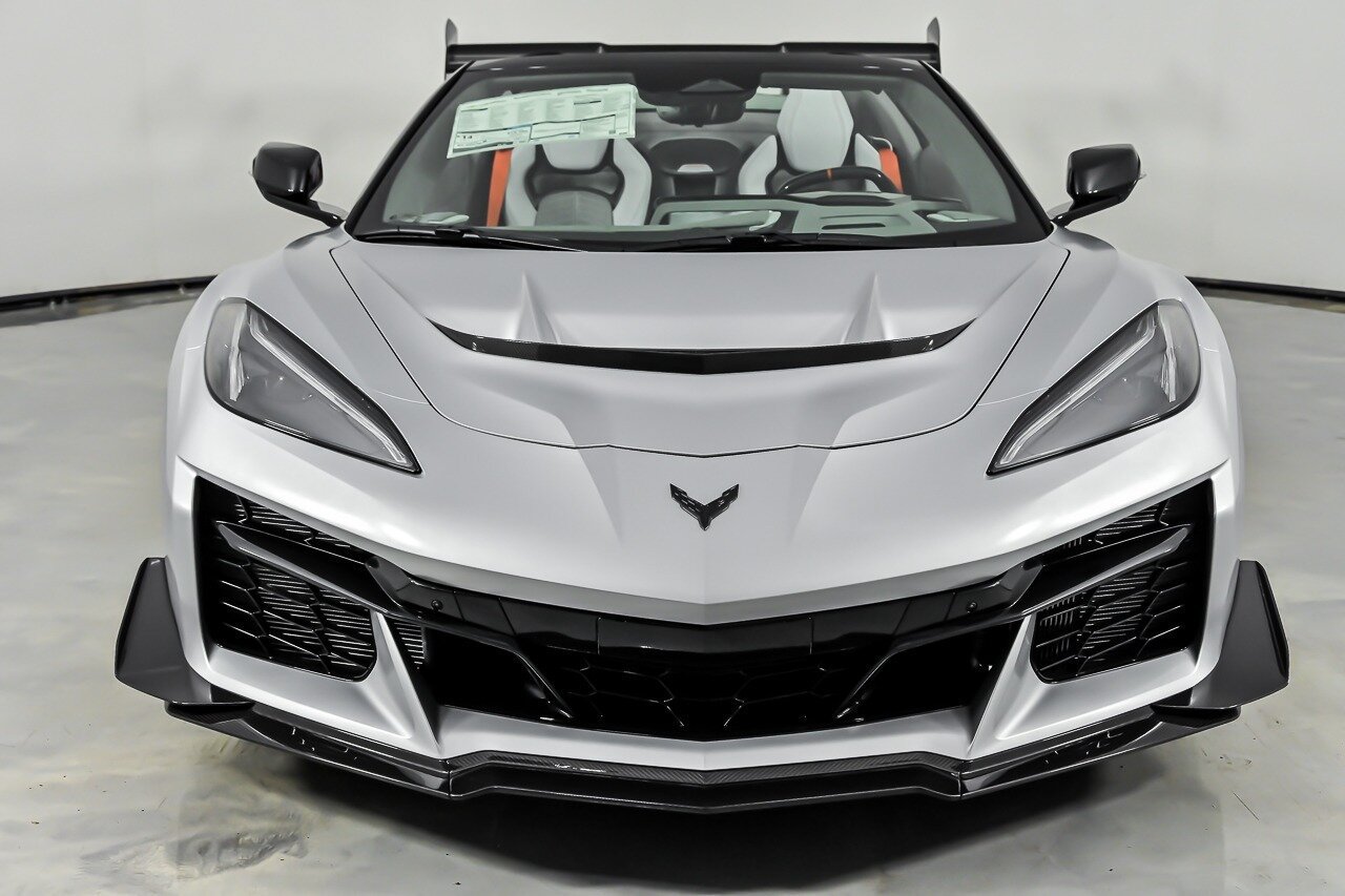 Used 2026 Chevrolet Corvette ZR1X AWD/4WD image 5