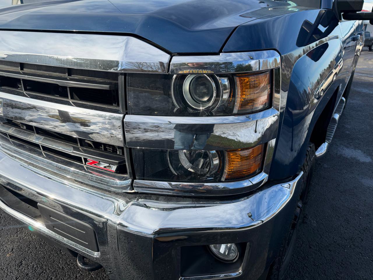 Used 2018 Chevrolet Silverado 2500 LT w/ All Star Edition image 10