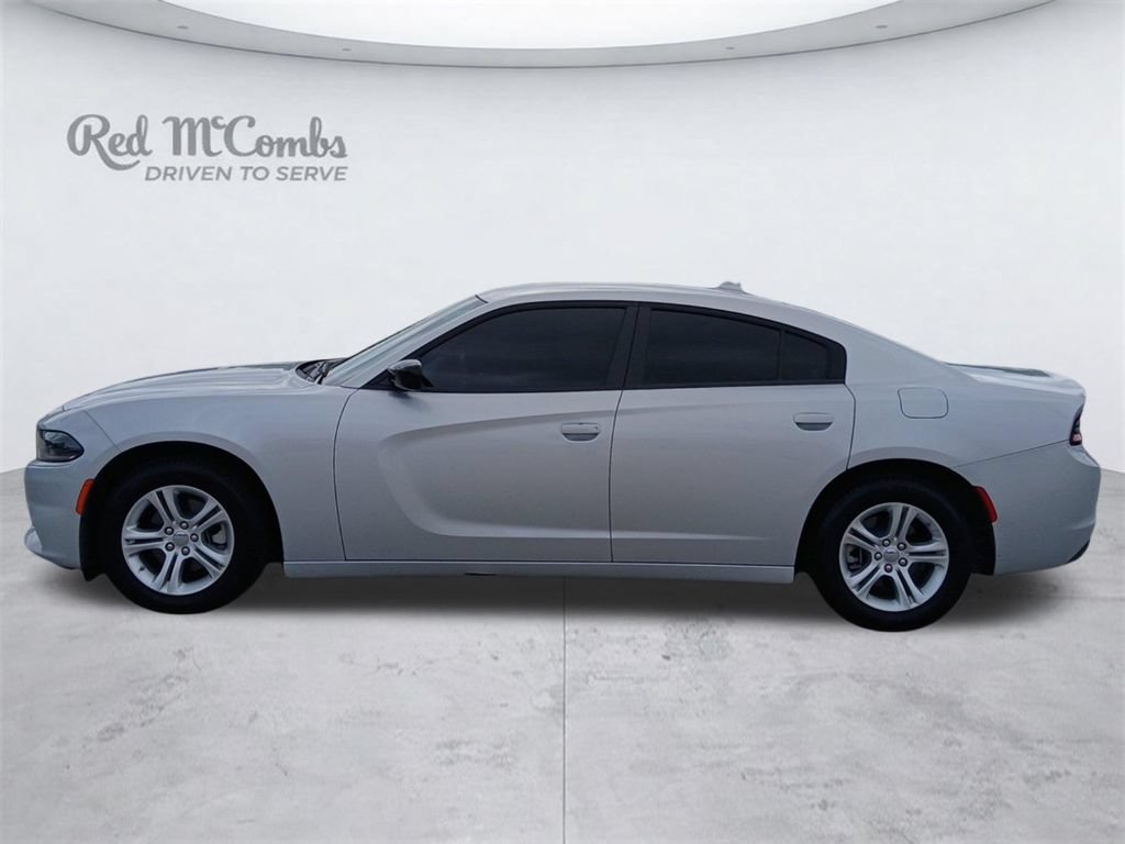 Used 2023 Dodge Charger SXT RWD image 2