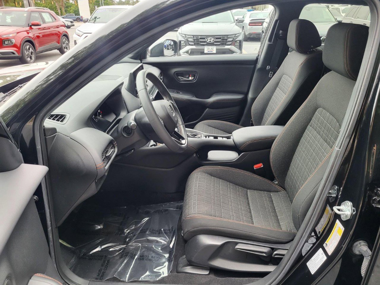 Certified 2024 Honda HR-V Sport image 11