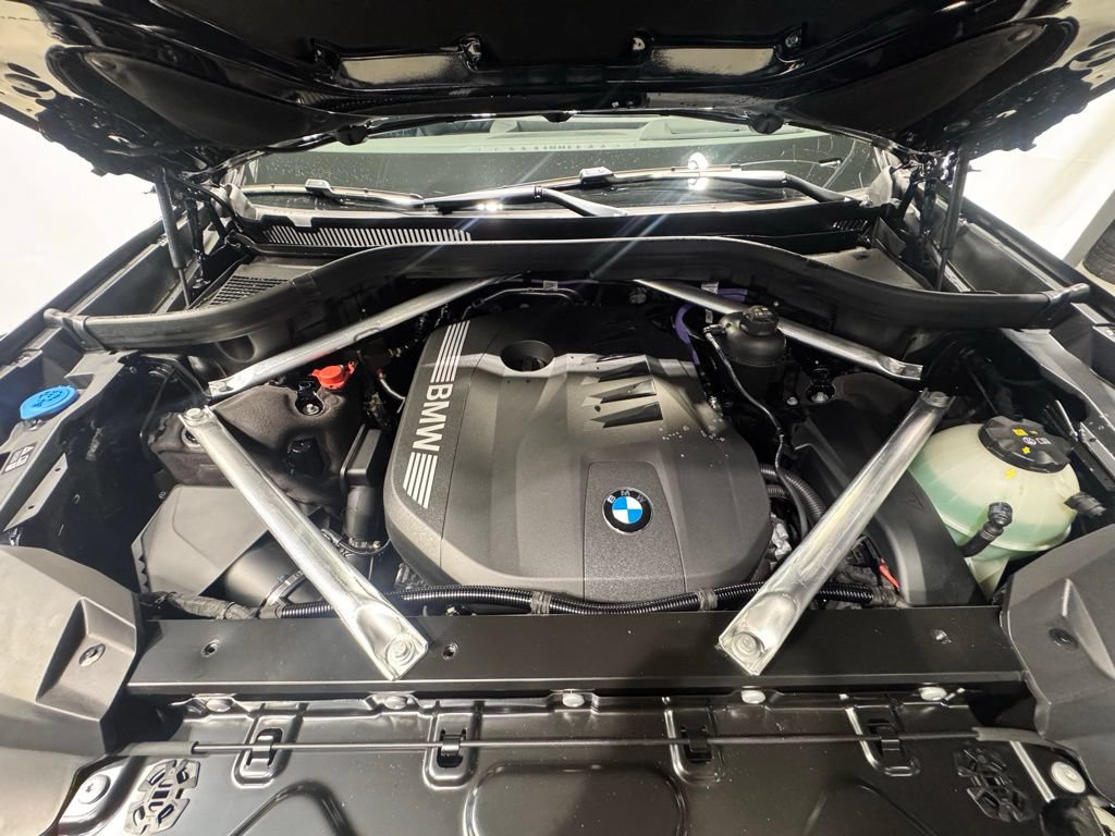 Used 2026 BMW X7 xDrive40i w/ M Sport Package AWD/4WD image 30