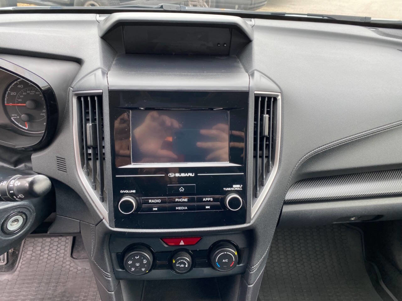 Used 2018 Subaru Crosstrek 2.0i image 23