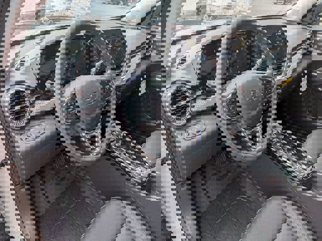 New 2026 Chevrolet Trax ACTIV w/ Driver Confidence Package image 13