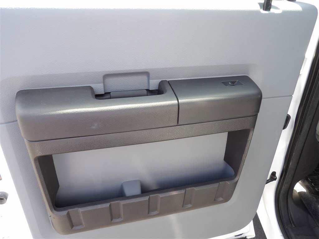 Used 2015 Ford F250 XL w/ Power Equipment Group image 26