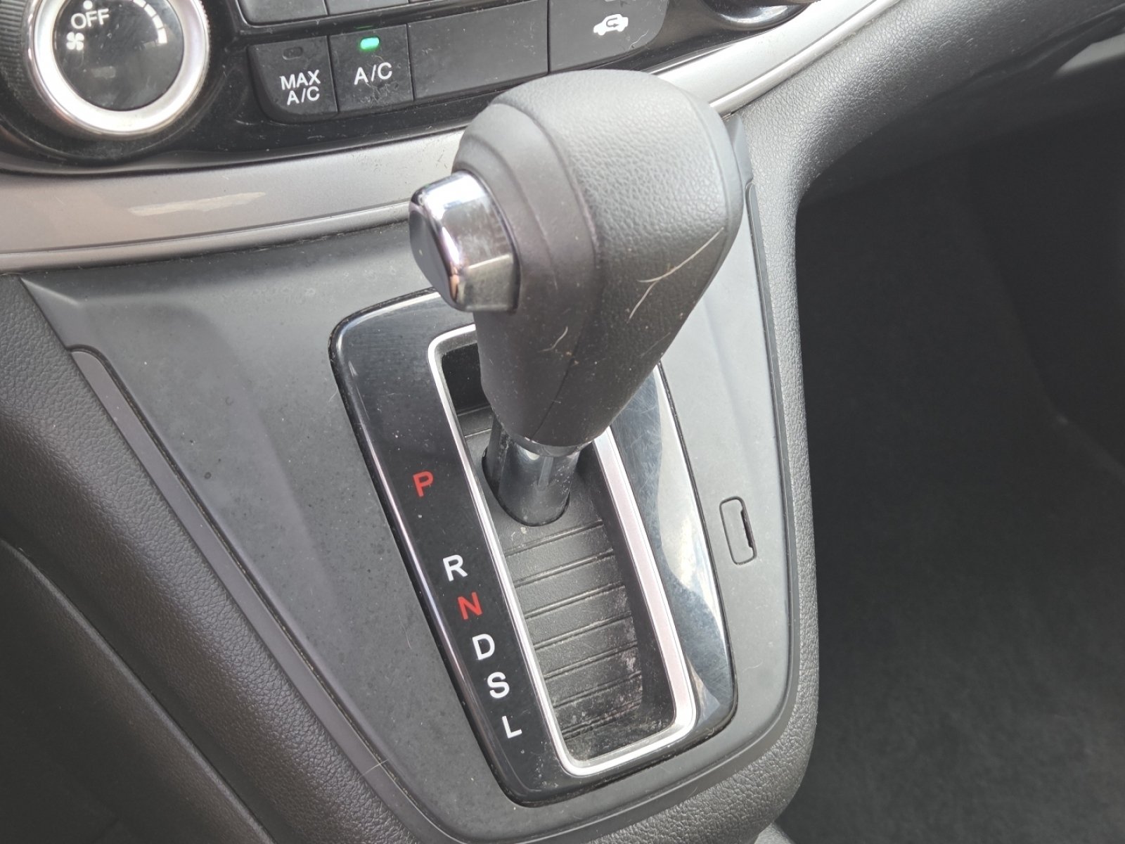 Used 2015 Honda CR-V EX image 29