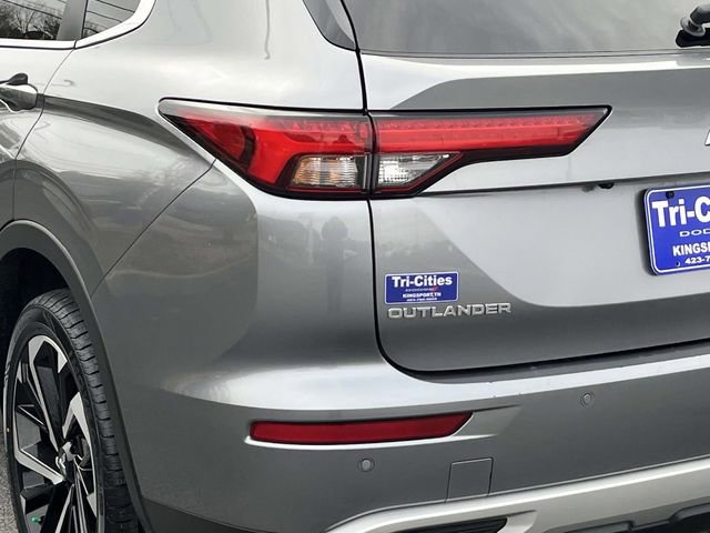 Used 2024 Mitsubishi Outlander SE image 5