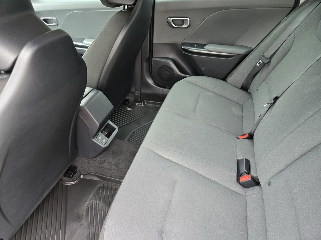 New 2026 Kia K4 FWD image 21