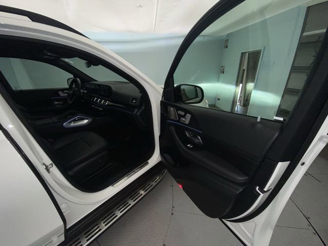 Used 2024 Mercedes-Benz GLE 450e 4MATIC image 25