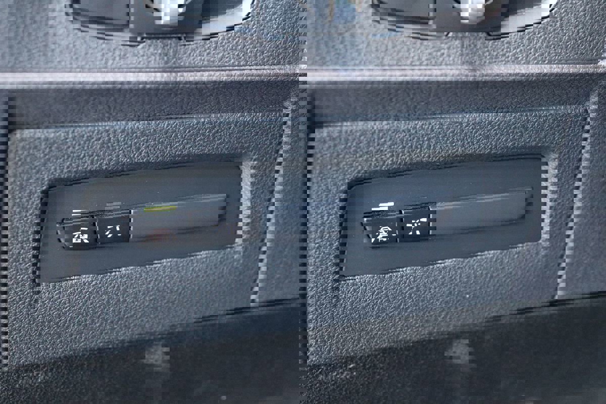 Used 2017 BMW M2 image 20