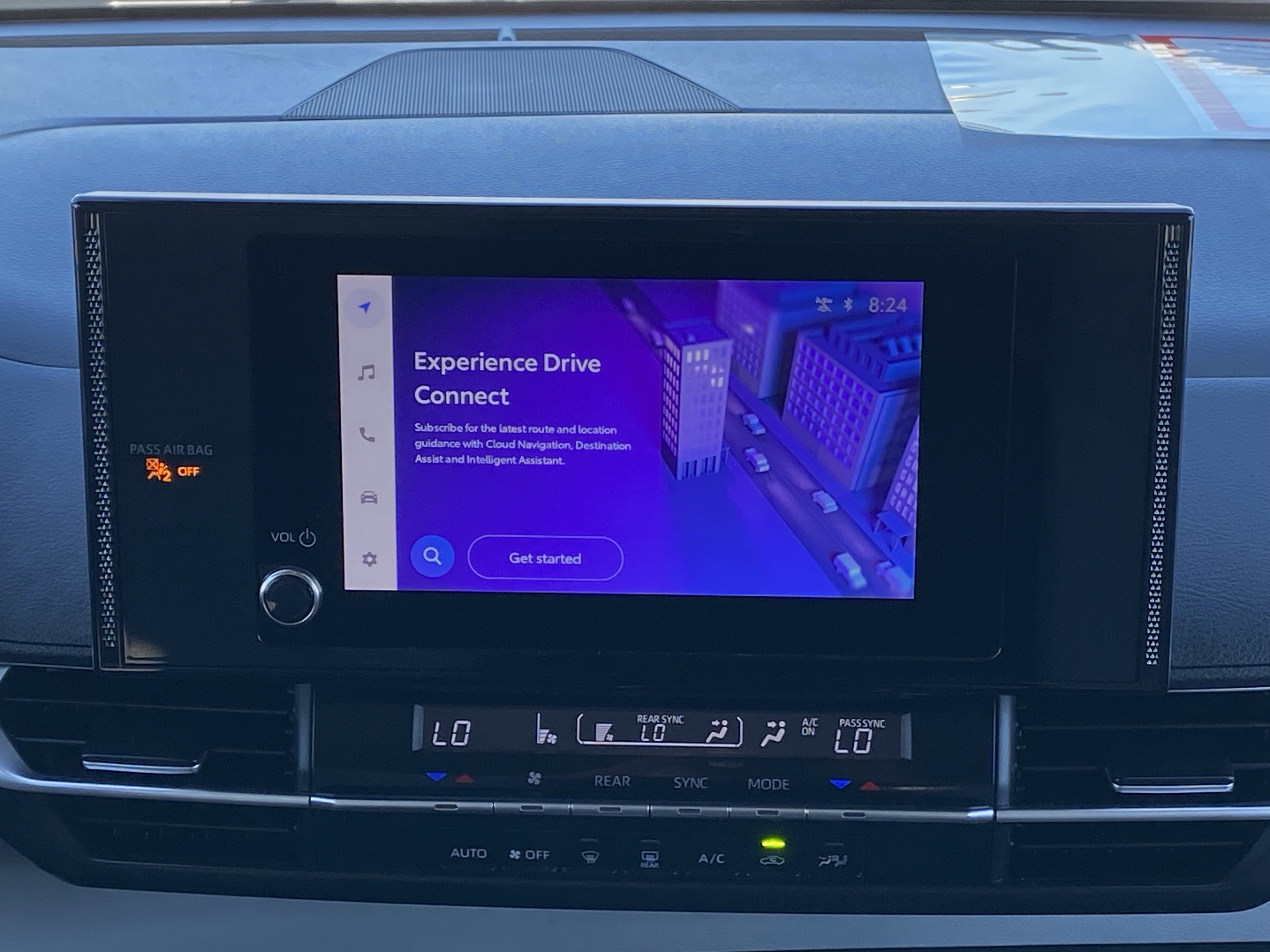 Certified 2025 Toyota Sienna LE FWD image 14