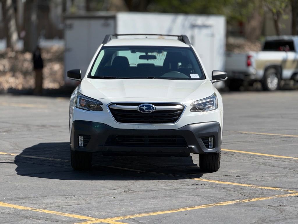 Used 2022 Subaru Outback AWD/4WD image 2